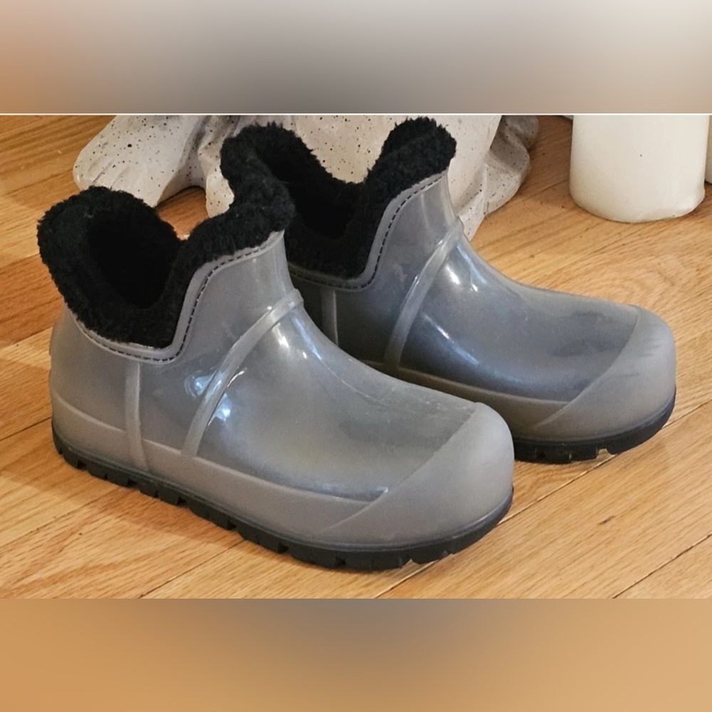 UGG Raincloud Clear Rain Boots